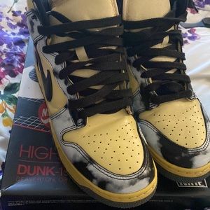 NIKE DUNK HI 1985 SP 7.5 MENS